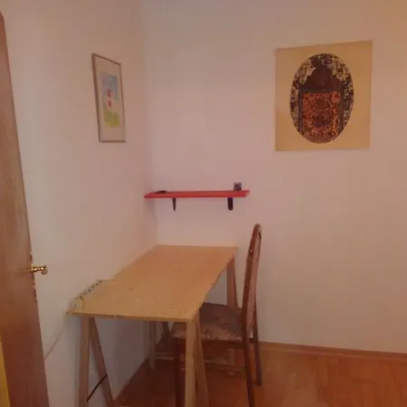 Apartman Altbauwohnung Georg-schwarzstrasse *